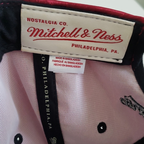 Hat - Picture 4 of 4